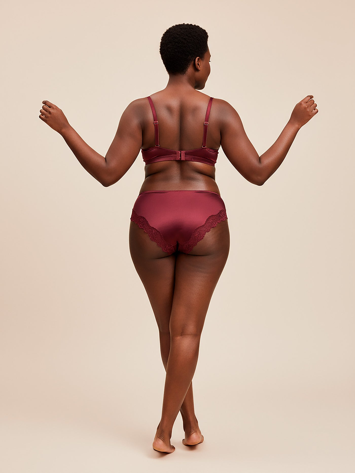 PRE-ORDER ERICA BRIEFS RED