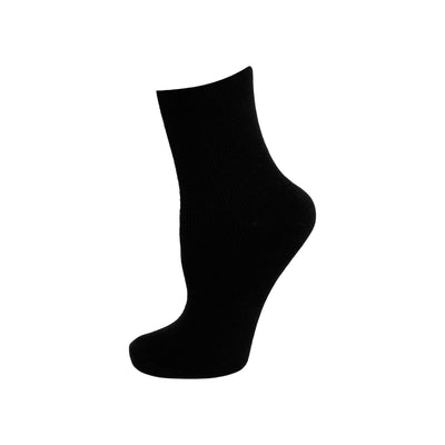 Packshot of Tina low sock in the colour black.
